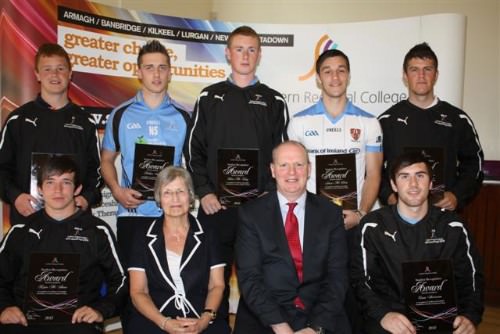 SRC FE Gaelic 7’s Team with Eileen Wright, SRC Board of Governors and Brian Doran, SRC Chief Executive SRC FE Gaelic 7’s Team with Eileen Wright, SRC Board of Governors and Brian Doran, SRC Chief Executive